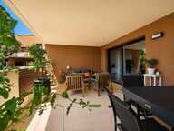 Castries : Élégant 3 pièces de 90 m² avec deux terrasses au coeur d'un environnement verdoyant — photo 2