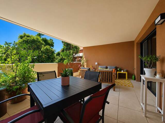 Castries : Élégant 3 pièces de 90 m² avec deux terrasses au coeur d'un environnement verdoyant — photo du bien