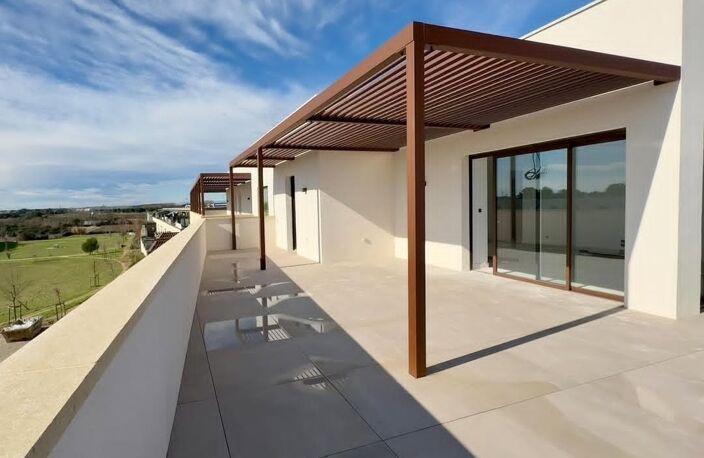 ROOTOP CASTRIES T4 VUE PARC 121 M² + 53 M² DE TERRASSE — photo 3