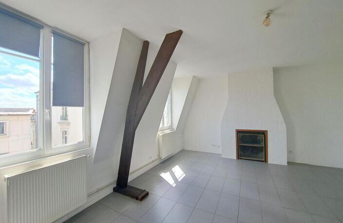 Location appartement 2 pièces 53 m² à Tours (37000) — photo 3