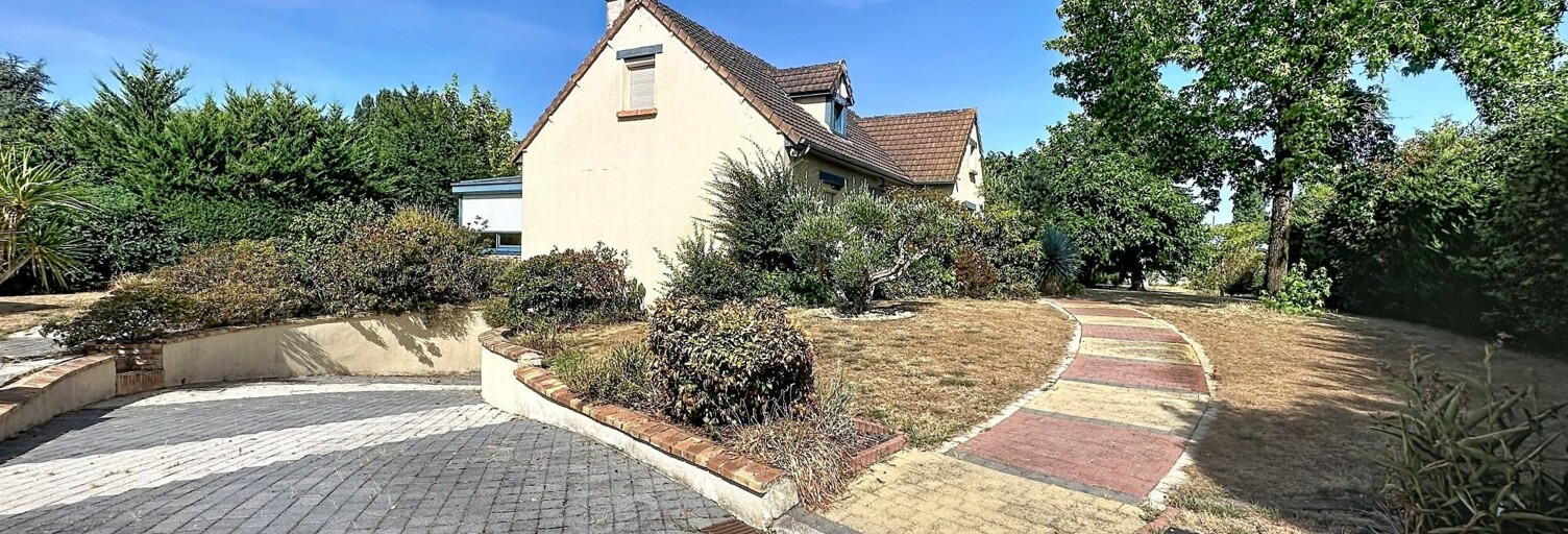 Maison 5 Pièces 140 m² à vendre à Courtillers (72300)
