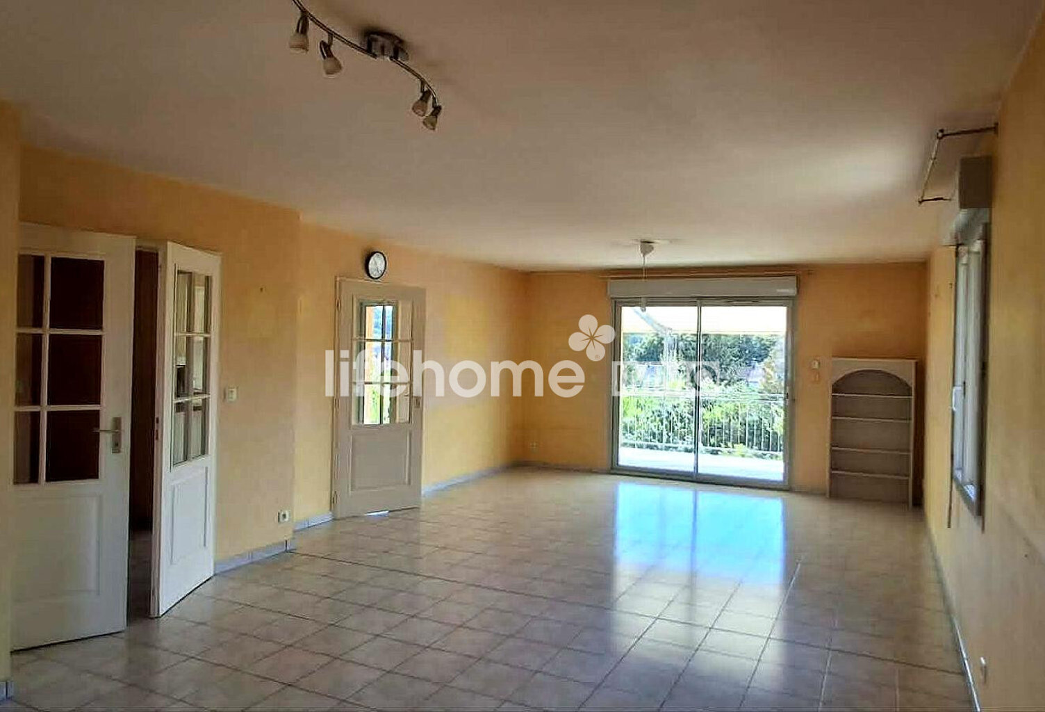 MAISON 4 chambres, 134m2, LE BLANC 36300 — photo 1