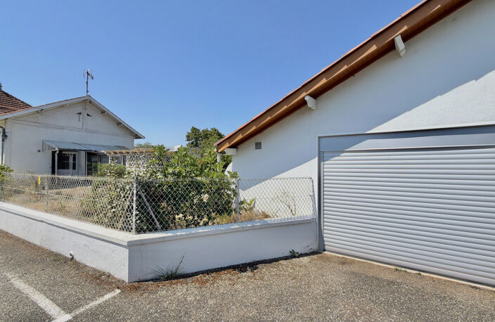 Maison rénovée avec jardin et garage — photo 5