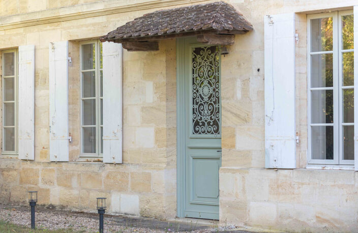 PROPRIETE EN PIERRE - 258 M2 + DEPENDANCES - 4 CH - TERRAIN — photo 5
