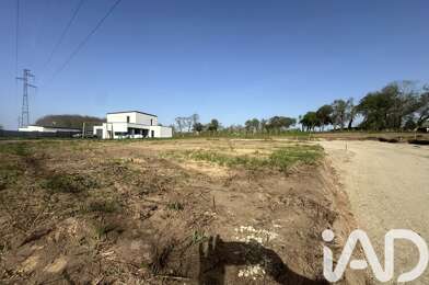 Terrain  60900 €