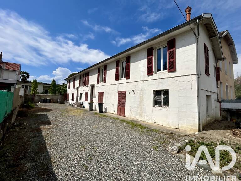 Vente Immeuble 240 m&sup2; — photo 1