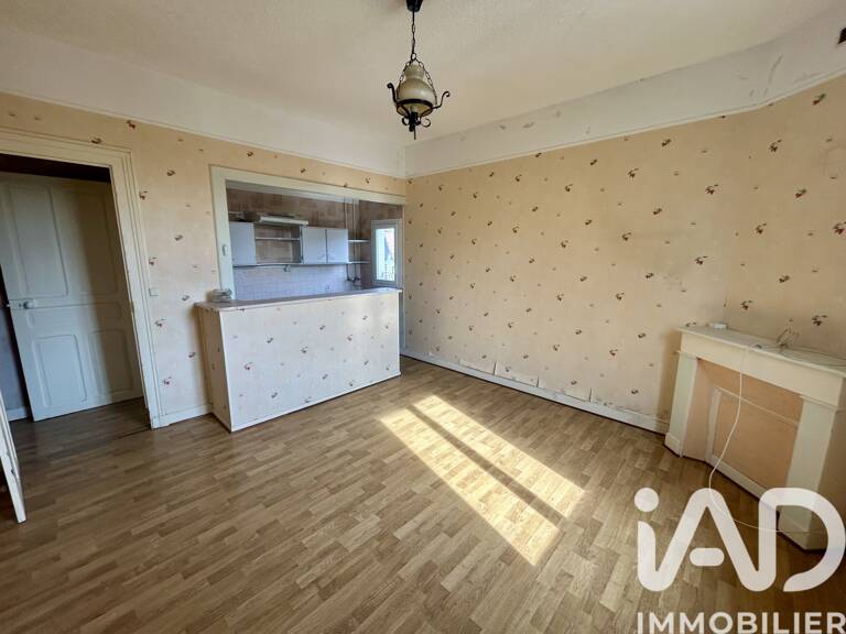 Vente Immeuble 240 m&sup2; — photo 1