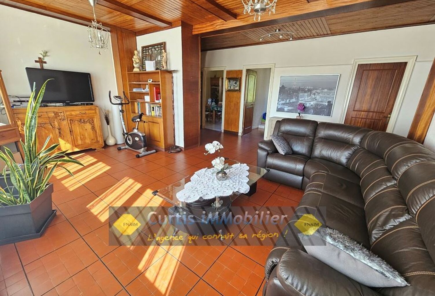 Maison - 193.84m ² — photo 1