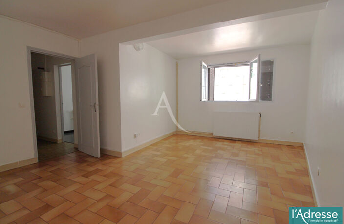 Immeuble de rapport vendu libre - 6 logements - Secteur Parc et Château à Morsang-sur-Orge — photo 3