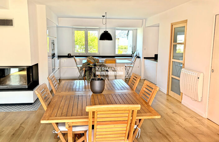 A VENDRE Maison 7 pièces à ETRELLES 173 m² - 329 200  HAI — photo 2