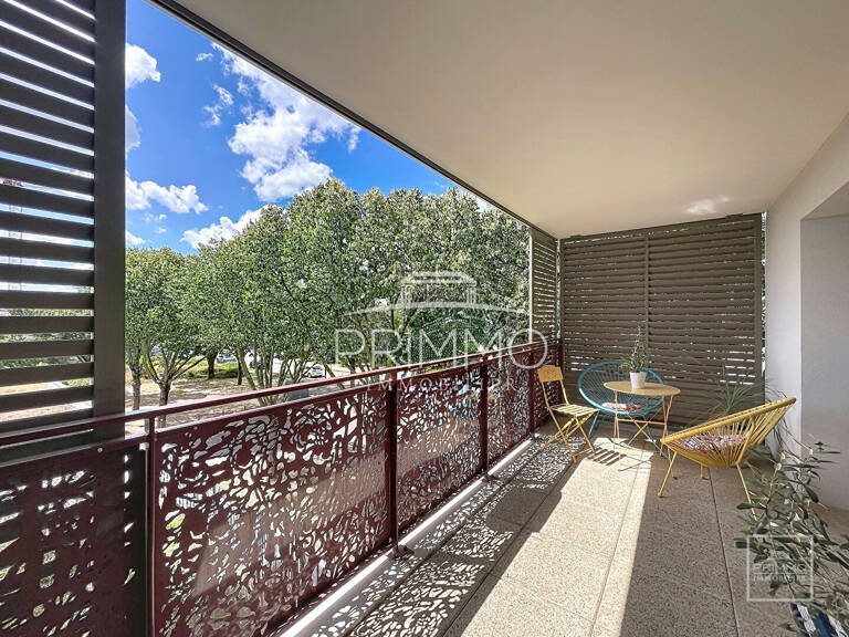 BRON, T2, 45.2m², DERNIER ETAGE AVEC TERRASSE — photo 1