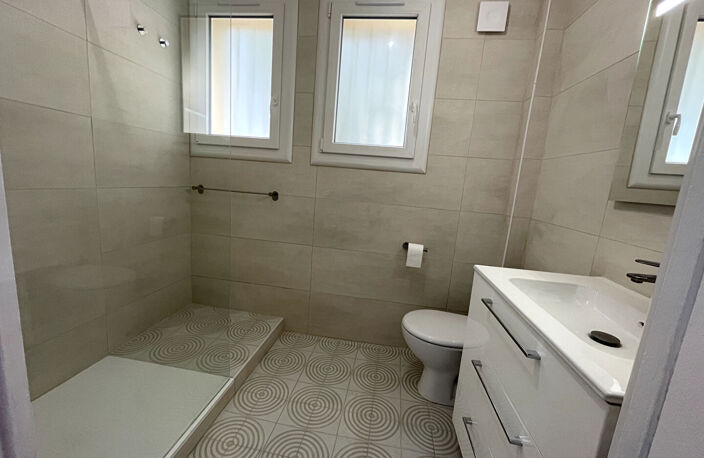 A LOUER Appartement rénové sur Carry Le Rouet 3 pièce(s) 62.09 m2 en rez de chaussée résidence sécurisée, terrasse, emplacement parking privatif — photo 5