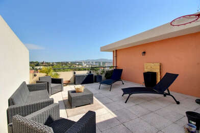 Appartement 4 pièces 286000 €