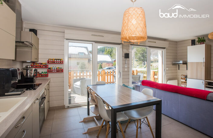 Agréable T3 avec belle terrasse et vue — photo 3