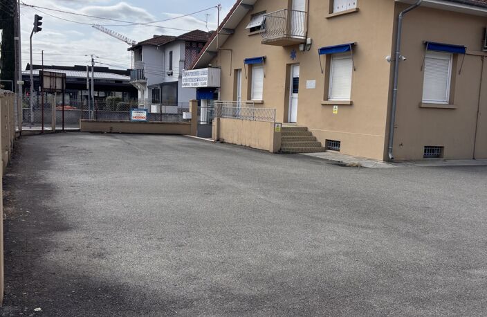 Vente Immeuble 557 m&sup2; — photo 2