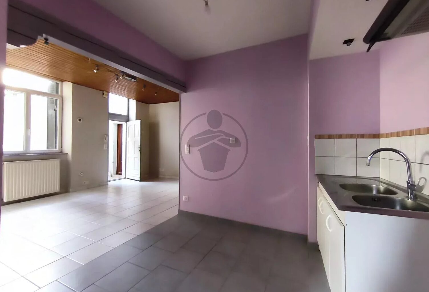 Appartement - 61 m² - 4 pièces — photo 1