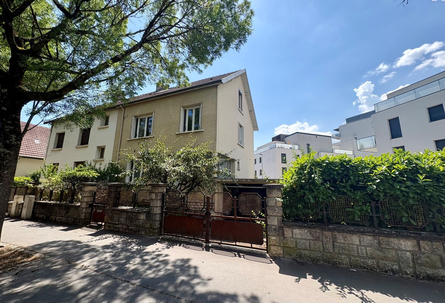 Vente maison 5 pièces 100 m² Dijon (21000) — photo 1