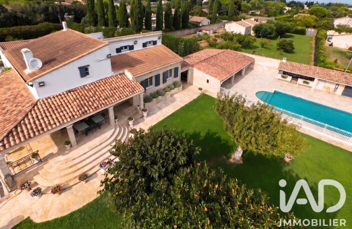 Vente Maison/villa 9 pièces — photo 2