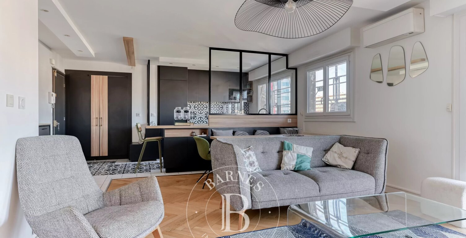 Lyon 6 - Appartement meublé de 96,12 m² - 1 Balcon - 3 Chambres — photo 1