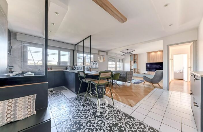 Lyon 6 - Appartement meublé de 96,12 m² - 1 Balcon - 3 Chambres — photo 2