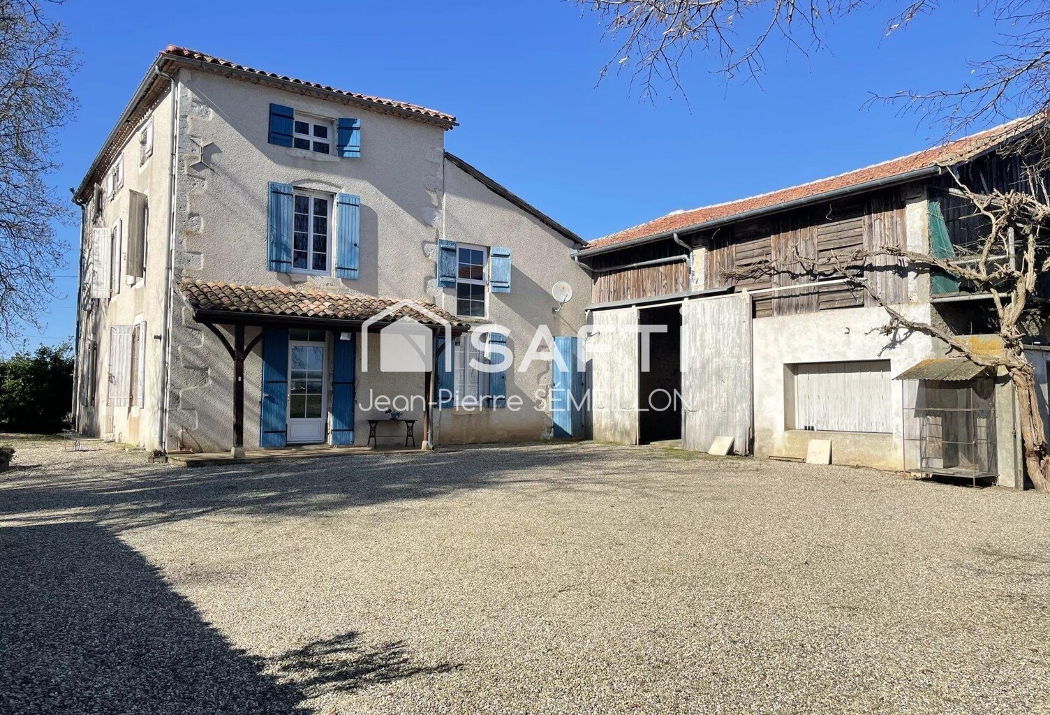 Maison 210 M² 2 chambres + 500 m² de dépendances — photo 1