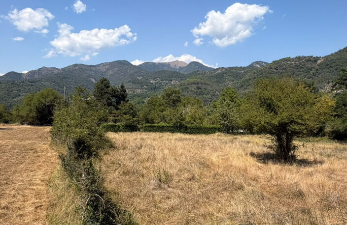 RARE : TERRAIN CONSTRUCTIBLE DE 1500 m2 / SOSPEL — photo 2
