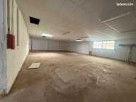 local d'activité 180 m2 pour stockage — photo 2