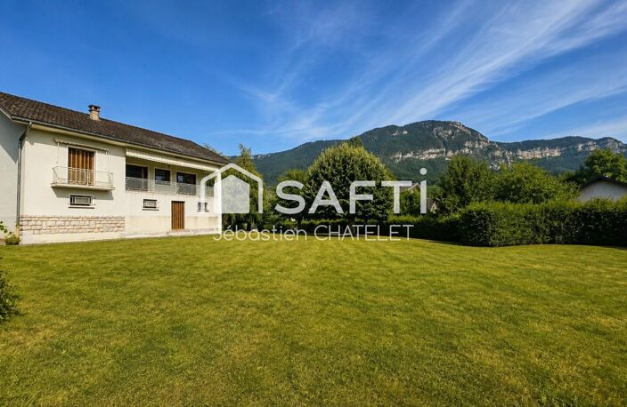 Maison cossue, vue dégagée, terrain constructible — photo 2
