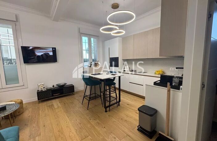 Promenade des Anglais - Appartement 3 pièces rénové – Résidence bourgeoise — photo 2