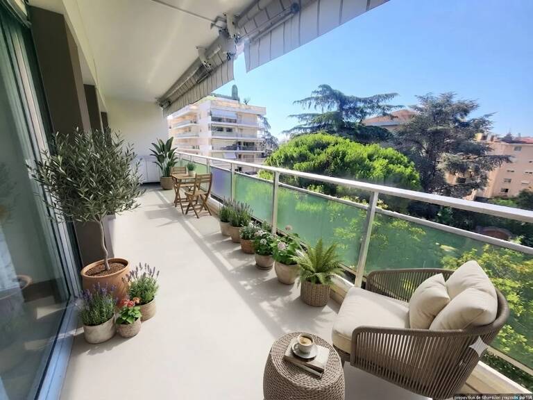 CANNES - ANGLAIS — photo 1