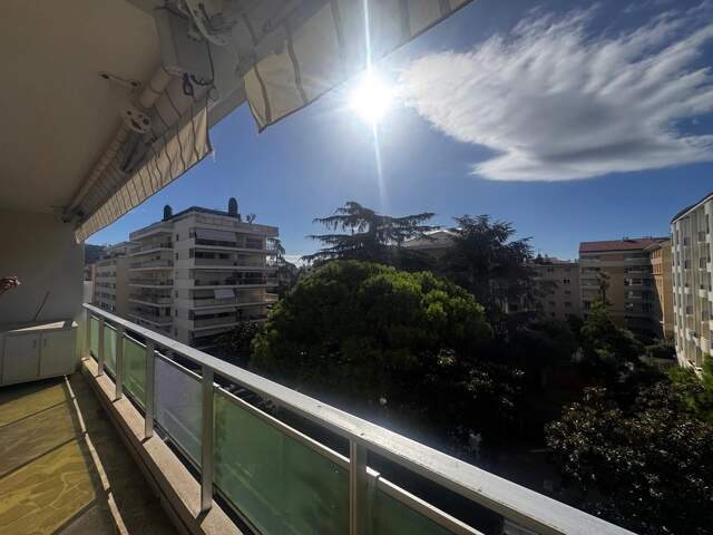 CANNES - 2 Pièces — photo du bien
