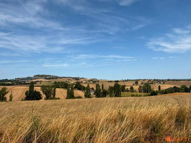 Terrain au calme, vue sur la campagne — photo du bien