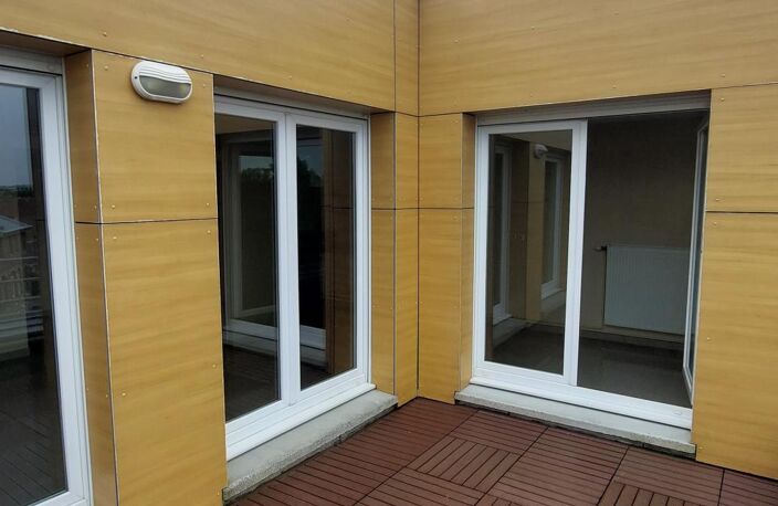 Spacieux T4 dans un immeuble de caractère — photo 4