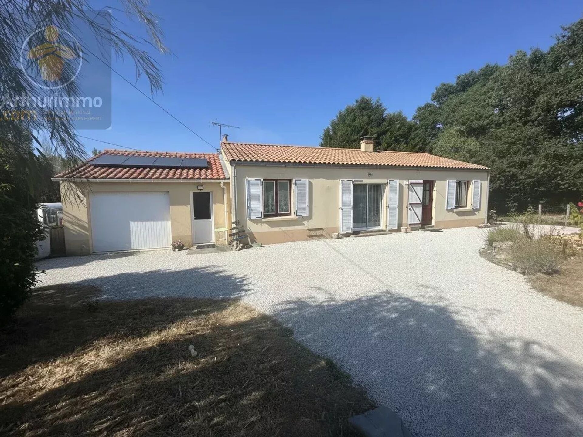 Maison 5 pièces 90 m² · à Châteauneuf · 90 m² · 232 000 €