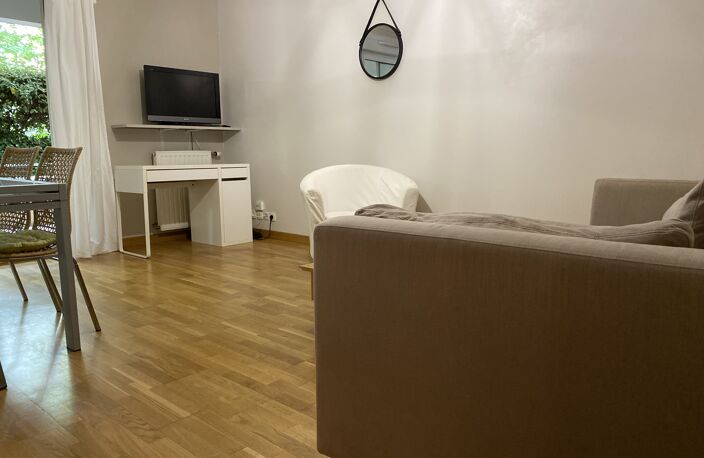 Location appartement 2 pièces 47 m² à Toulouse (31000) — photo 2