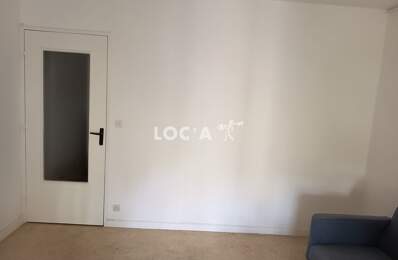 Appartement F1 avec chauffage inclus dans les charges — photo du bien