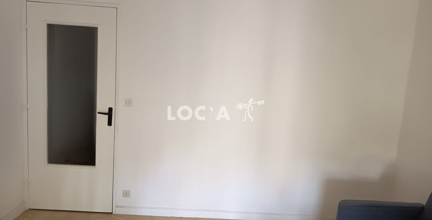 Appartement F1 avec chauffage inclus dans les charges — photo 1