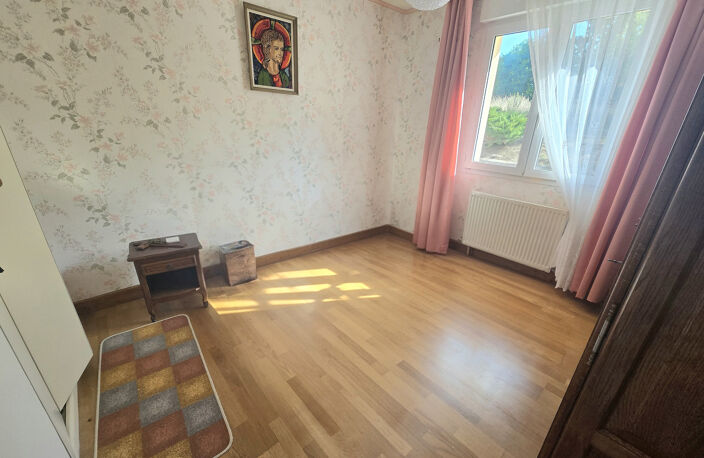 Maison plain pied d'environ 72m2 avec garage attenant et gar — photo 4
