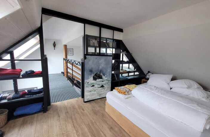 Maison en pierre, proche mer, terrain clos et fleuri — photo 4