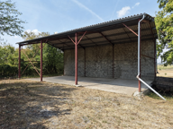 ? Hangar de 100 m2 sur 2 200 m2 de terrain à Tusson ? — photo 2