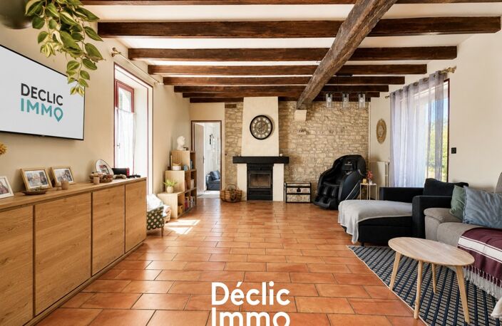 Maison de caractère rénovée avec piscine et grand jardin — photo 4