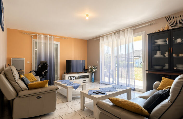 Maison contemporaine de plain-pied - 4 chambres - 122 m²  - Ousse — photo 3