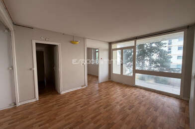 Appartement 4 pièces 137000 €