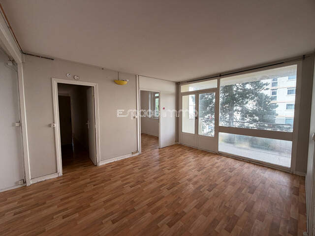 4 PIECES MONT SAINT AIGNAN BALCON CAVE — photo du bien