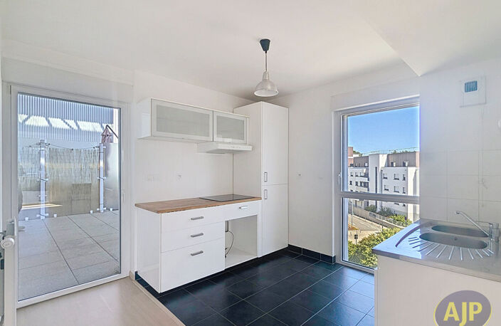 Prairies Saint-Martin - Duplex avec terrasse et stationnement — photo 5