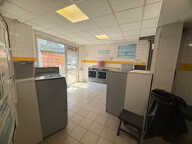 MURS COMMERCIAUX — photo 2