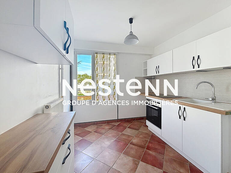 Appartement T2 BRON -  48m2 - 3è étage - Balcon - Parking privé - BRON DESGNETTES — photo 1