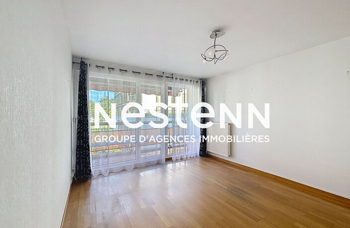 Appartement T2 BRON -  48m2 - 3è étage - Balcon - Parking privé - BRON DESGNETTES — photo 2