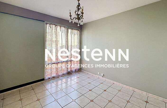 Appartement T2 BRON -  48m2 - 3è étage - Balcon - Parking privé - BRON DESGNETTES — photo 3