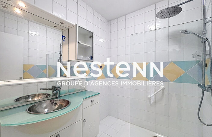 Appartement T2 BRON -  48m2 - 3è étage - Balcon - Parking privé - BRON DESGNETTES — photo 4